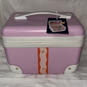 Roller Rabbit Pink and White Travel Case